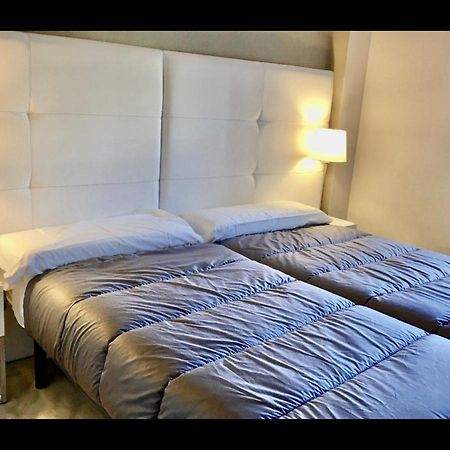 Mi Capricho A16 Beachfront Apartment Sitio de Calahonda Exterior photo